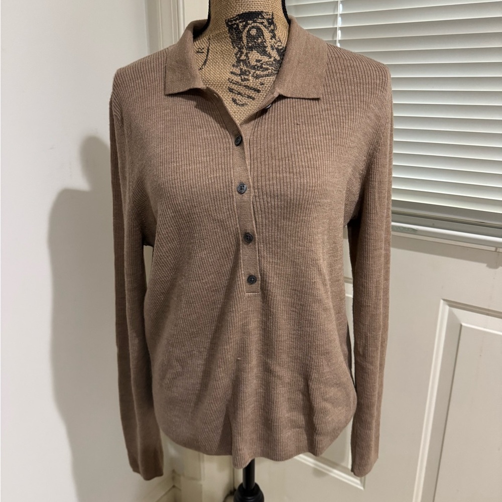 Banana Republic Taupe Button-Down Ribbed Long Sleeve Top